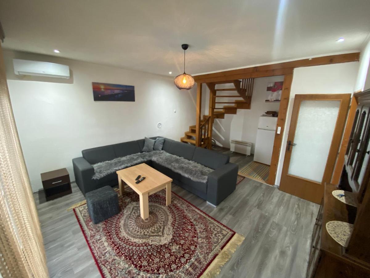 Asja Guest House Lukavac Ngoại thất bức ảnh
